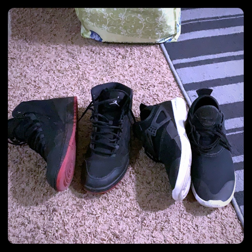 2 pairs of Jordan’s size 10 and 10.5